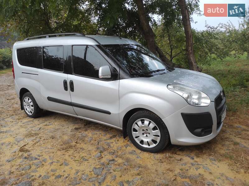 Минивэн Fiat Doblo 2012 в Ровно