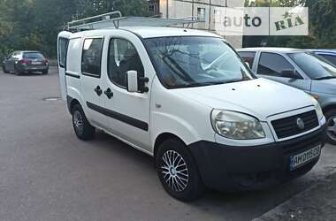 Вантажний фургон Fiat Doblo 2006 в Житомирі