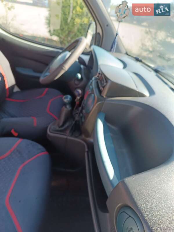 Минивэн Fiat Doblo 2001 в Каменец-Подольском фото 36 Минивэн Fiat Doblo 2001 в Каменец-Подольском