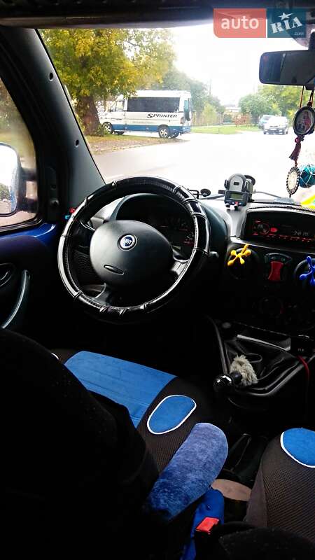 Минивэн Fiat Doblo 2001 в Радехове