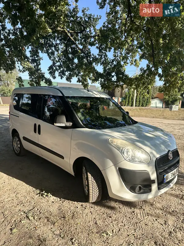 Fiat Doblo 2011