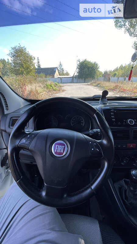 Мінівен Fiat Doblo 2010 в Калинівці