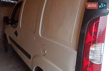 Грузовой фургон Fiat Doblo 2013 в 