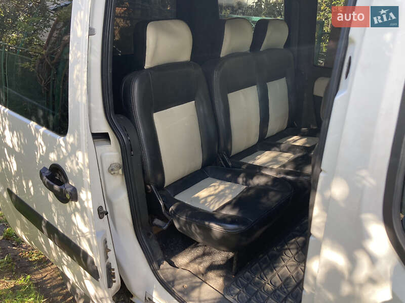 Минивэн Fiat Doblo 2006 в Ивано-Франковске