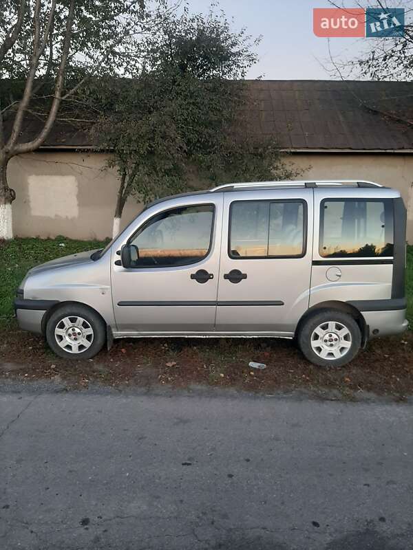 Fiat Doblo 2004