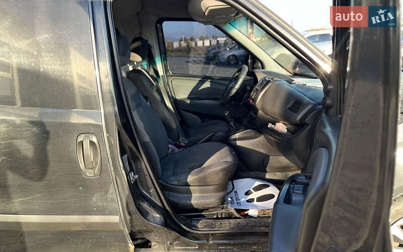 Грузовой фургон Fiat Doblo 2014 в Мукачево фото 18 Грузовой фургон Fiat Doblo 2014 в Мукачево