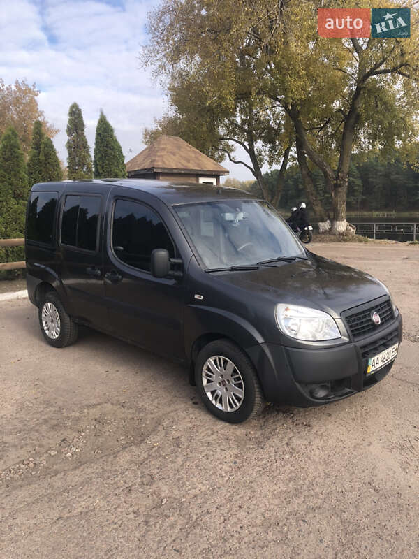 Минивэн Fiat Doblo 2007 в 