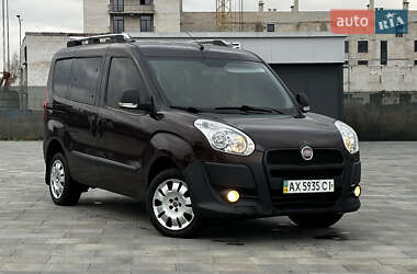 Минивэн Fiat Doblo 2010 в Харькове