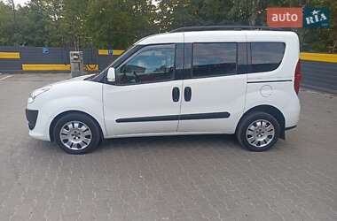 Минивэн Fiat Doblo 2011 в 