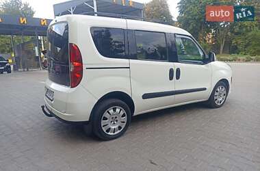Минивэн Fiat Doblo 2011 в 