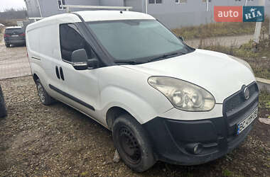 Вантажний фургон Fiat Doblo 2011 в Львові