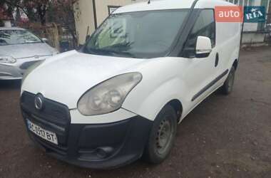 Грузовой фургон Fiat Doblo 2010 в Луцке