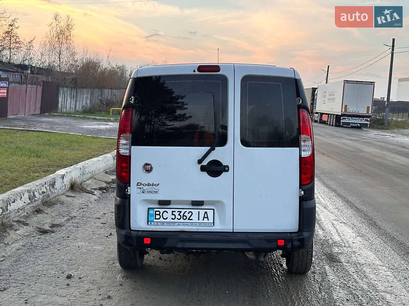 Минивэн Fiat Doblo 2015 в Львове фото 10 Минивэн Fiat Doblo 2015 в Львове