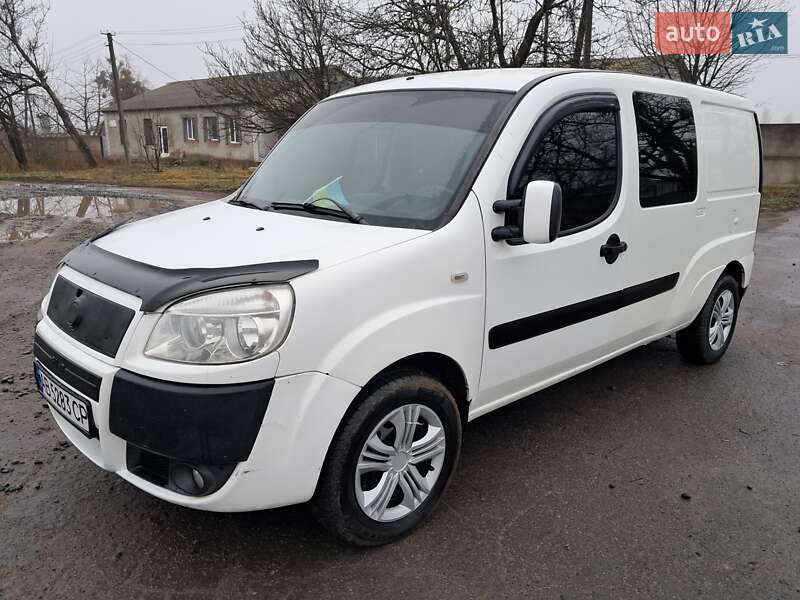 Минивэн Fiat Doblo 2006 в Гайсине