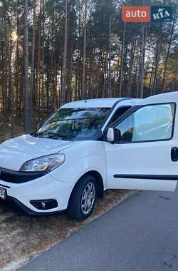 Грузовой фургон Fiat Doblo 2016 в 