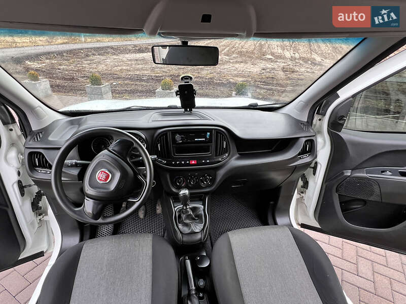 Мінівен Fiat Doblo 2017 в Ірпені