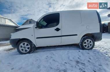 Другие грузовики Fiat Doblo 2004 в Косове