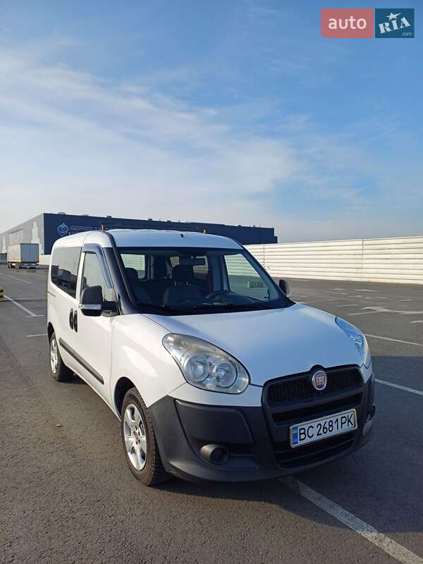 Минивэн Fiat Doblo 2012 в Львове фото 3 Минивэн Fiat Doblo 2012 в Львове