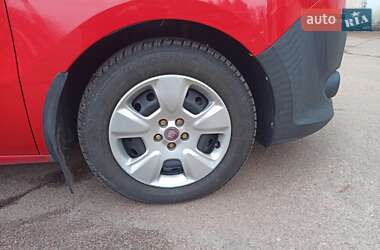 Минивэн Fiat Doblo 2010 в 