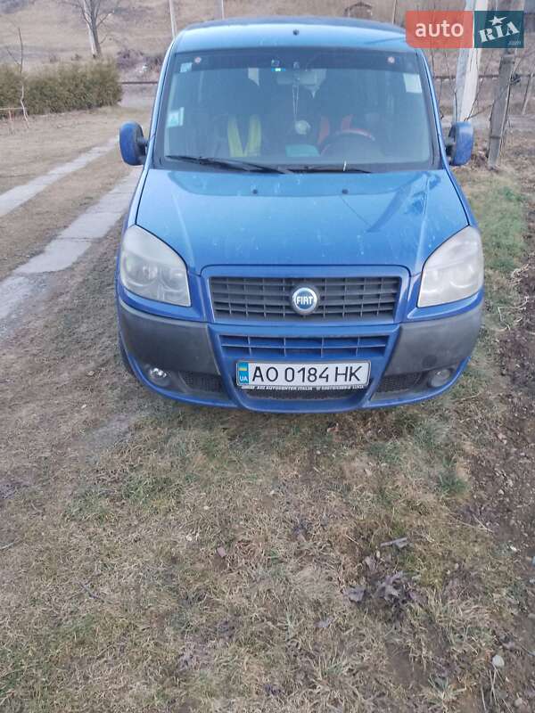 Минивэн Fiat Doblo 2006 в 