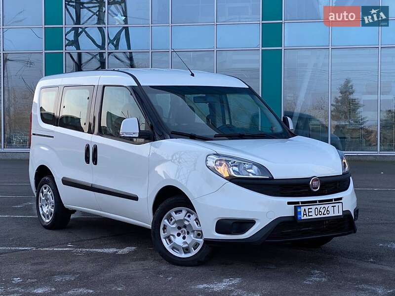 Минивэн Fiat Doblo 2017 в Днепре