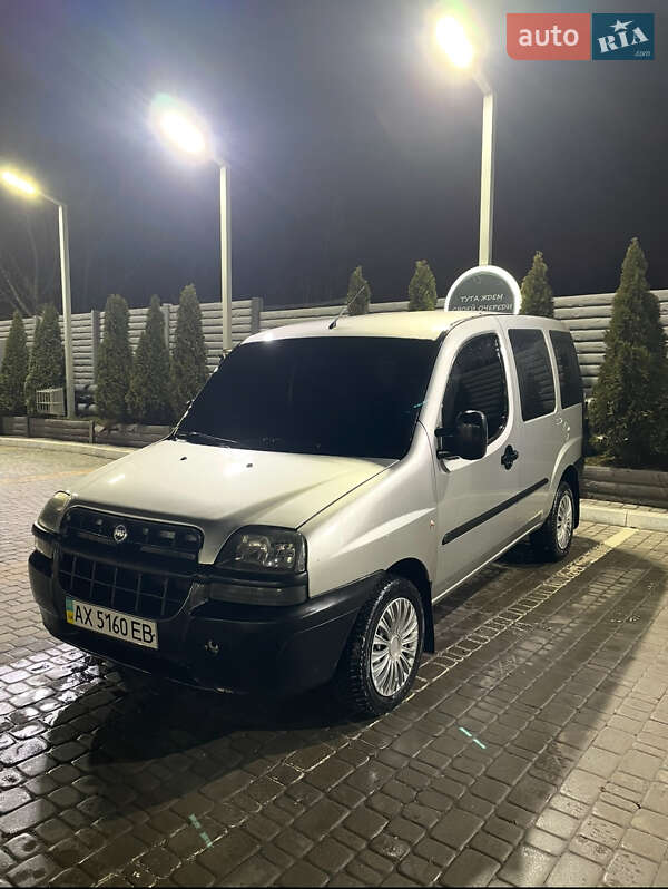 Минивэн Fiat Doblo 2003 в 