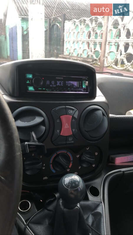 Минивэн Fiat Doblo 2003 в Богодухове