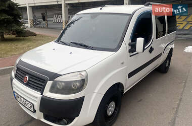 Минивэн Fiat Doblo 2008 в Киеве