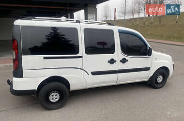 Минивэн Fiat Doblo 2008 в Киеве