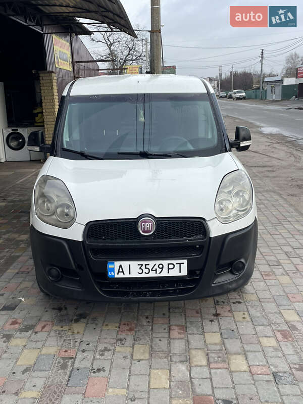 Fiat Doblo 2011