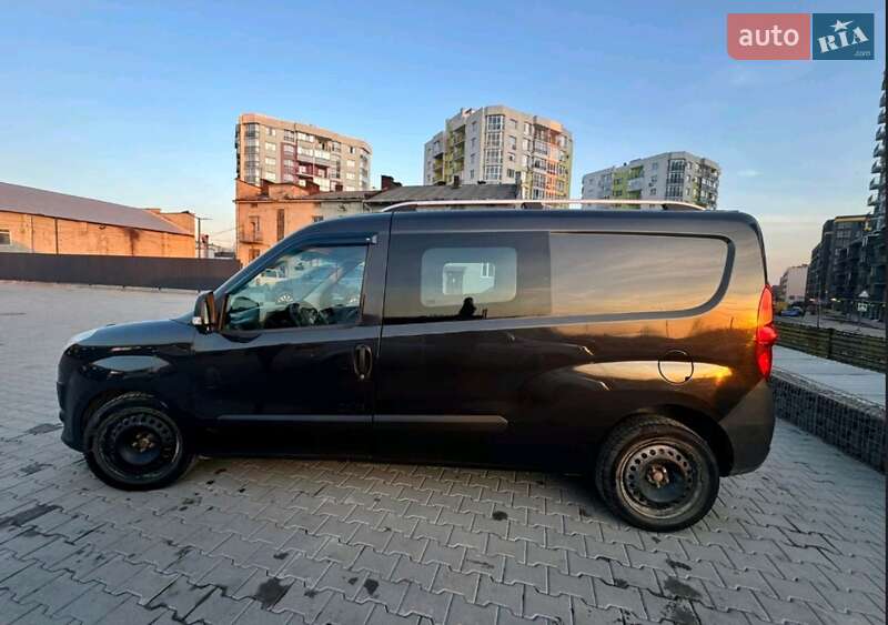 Минивэн Fiat Doblo 2012 в Львове