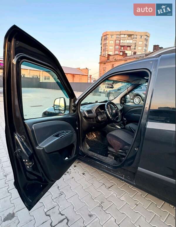 Минивэн Fiat Doblo 2012 в Львове