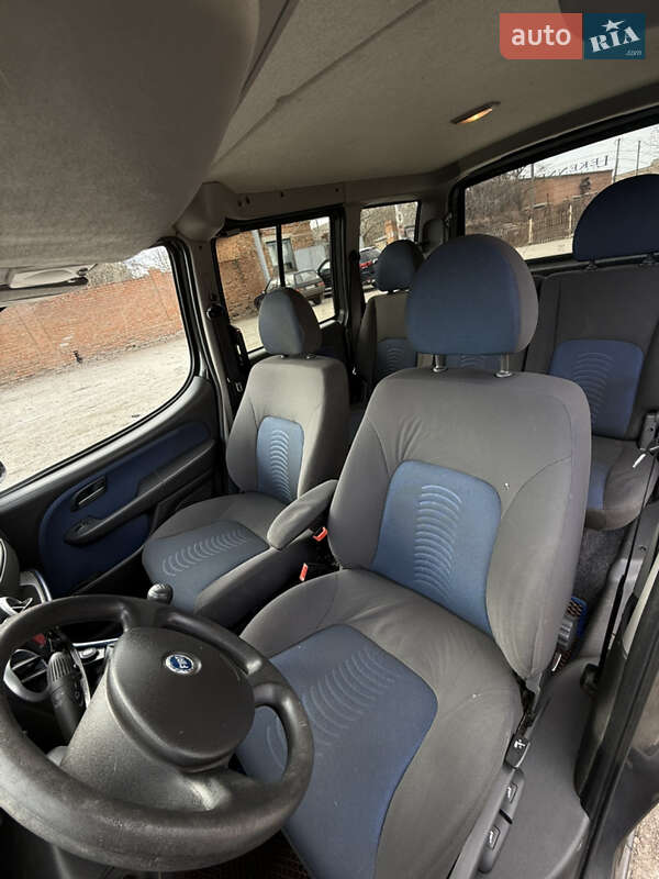 Минивэн Fiat Doblo 2007 в Новониколаевке