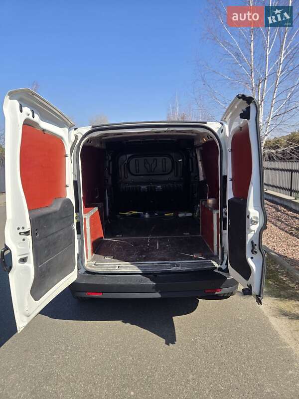 Грузовой фургон Fiat Doblo 2019 в Киеве