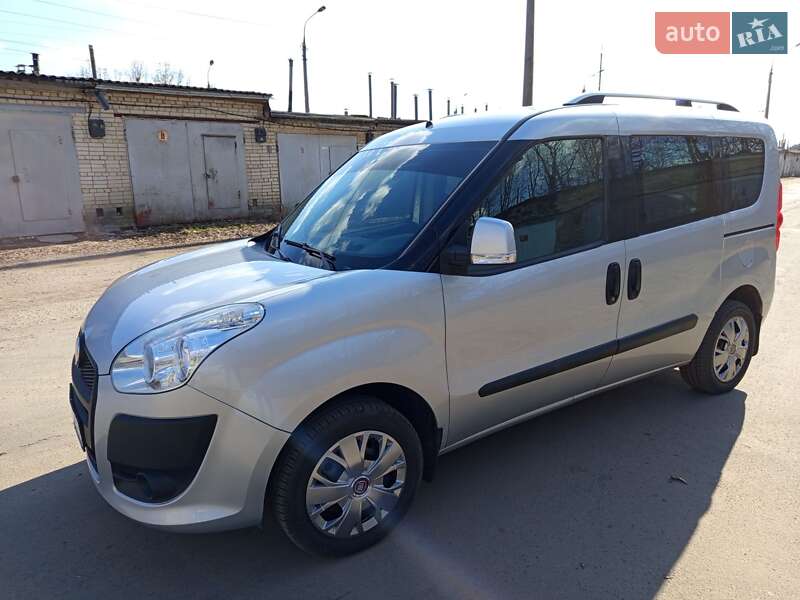 Fiat Doblo 2012