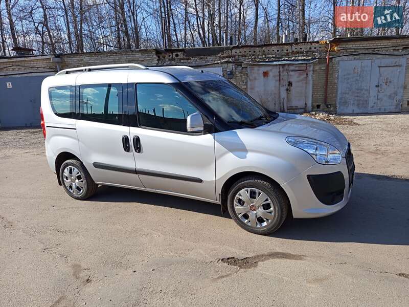 Fiat Doblo 2012