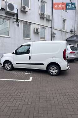 Грузовой фургон Fiat Doblo 2015 в 