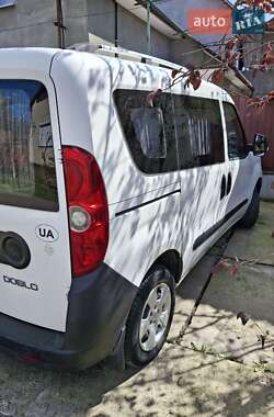 Мінівен Fiat Doblo 2010 в 