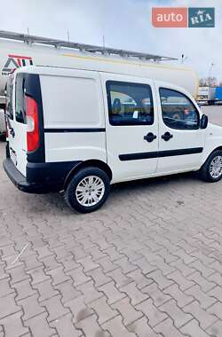 Мінівен Fiat Doblo 2009 в 