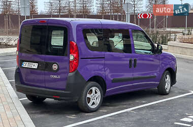 Минивэн Fiat Doblo 2011 в 