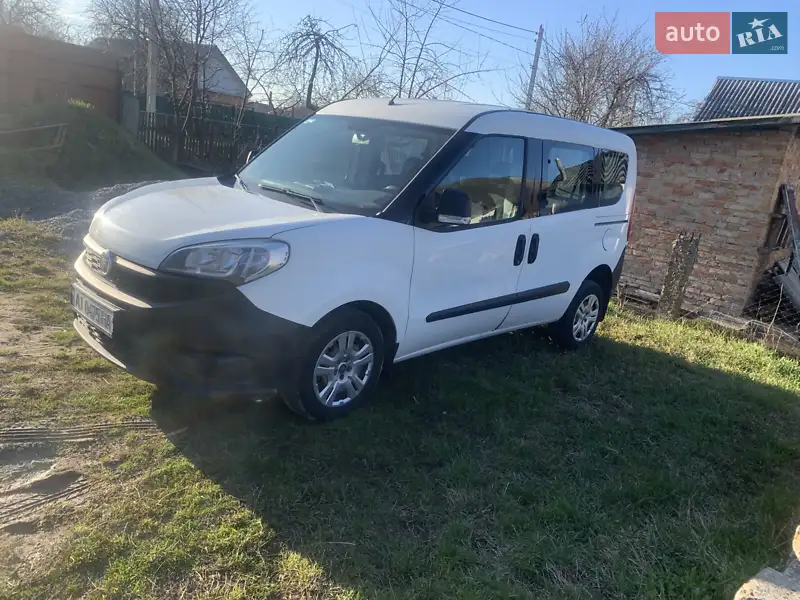 Мінівен Fiat Doblo 2017 в 