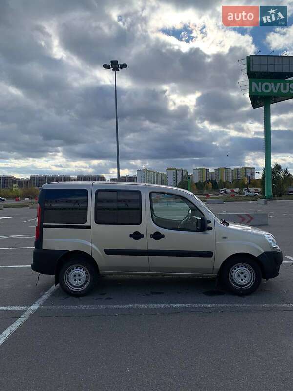 Минивэн Fiat Doblo 2013 в 