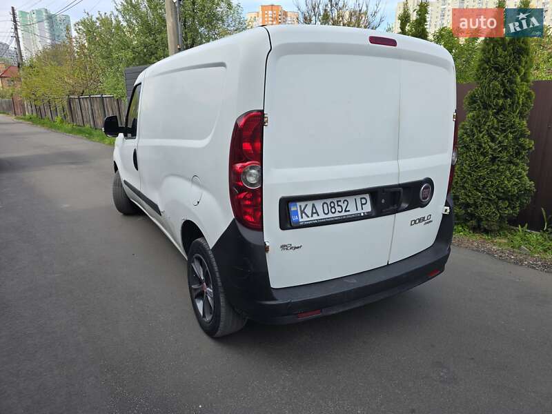 Вантажний фургон Fiat Doblo 2013 в Києві
