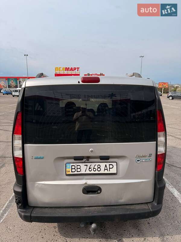 Минивэн Fiat Doblo 2003 в Ровно