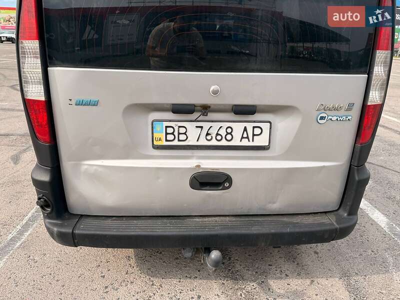 Минивэн Fiat Doblo 2003 в Ровно