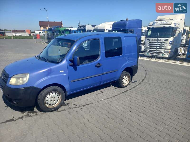 Мінівен Fiat Doblo 2005 в Чернівцях