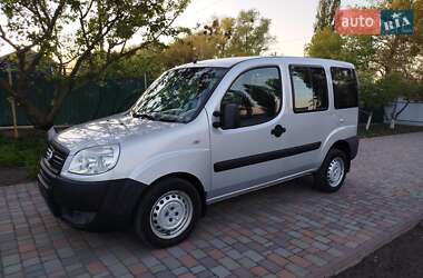 Мінівен Fiat Doblo 2011 в 