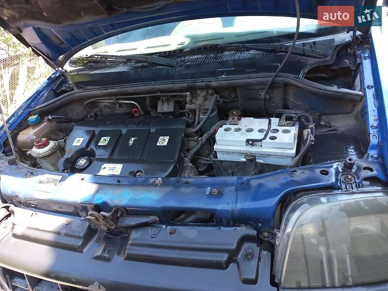 Минивэн Fiat Doblo 2003 в Черкассах