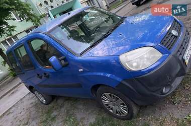 Минивэн Fiat Doblo 2006 в 