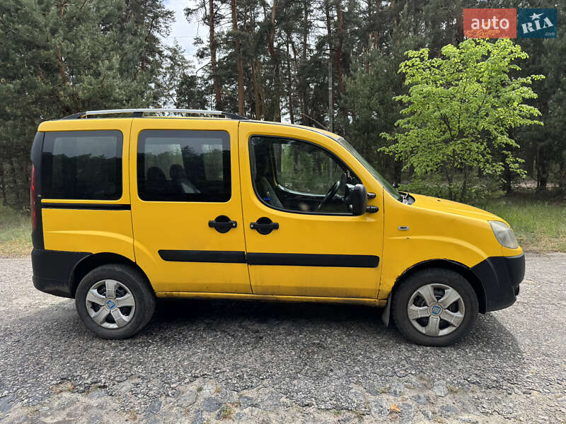 Мінівен Fiat Doblo 2006 в Охтирці